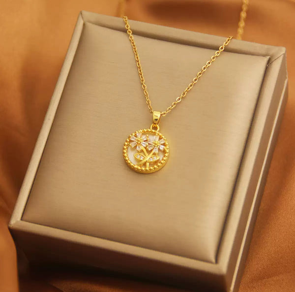 Clover Bloom Pendant