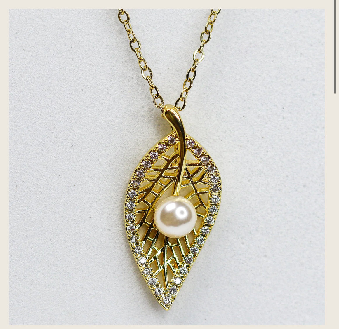 Aurora Leaf Pendant